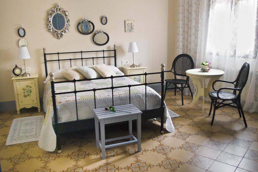 Casona Del Duende Guest House อลาคาร์ ภายนอก รูปภาพ